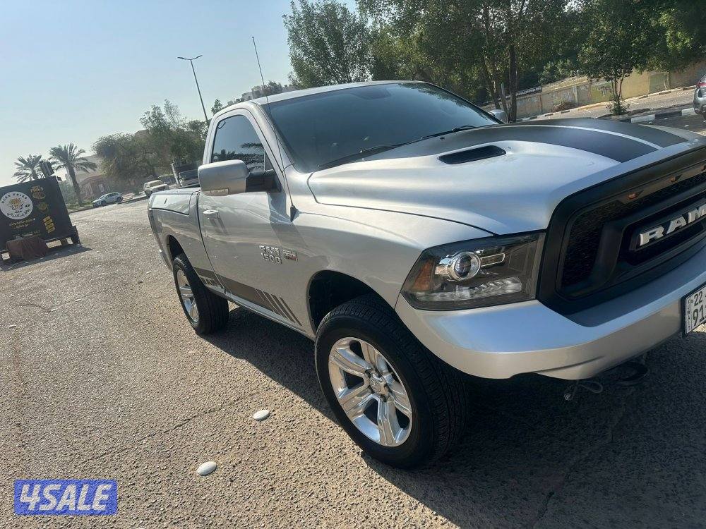 نظيف دودج رام فئة سبورت 4x4 المالك الاول ممشى قليل ٢٠١٧2