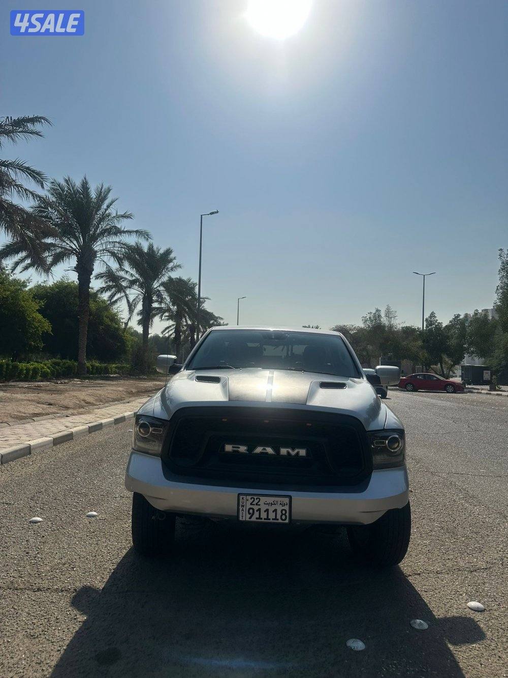 نظيف دودج رام فئة سبورت 4x4 المالك الاول ممشى قليل ٢٠١٧4