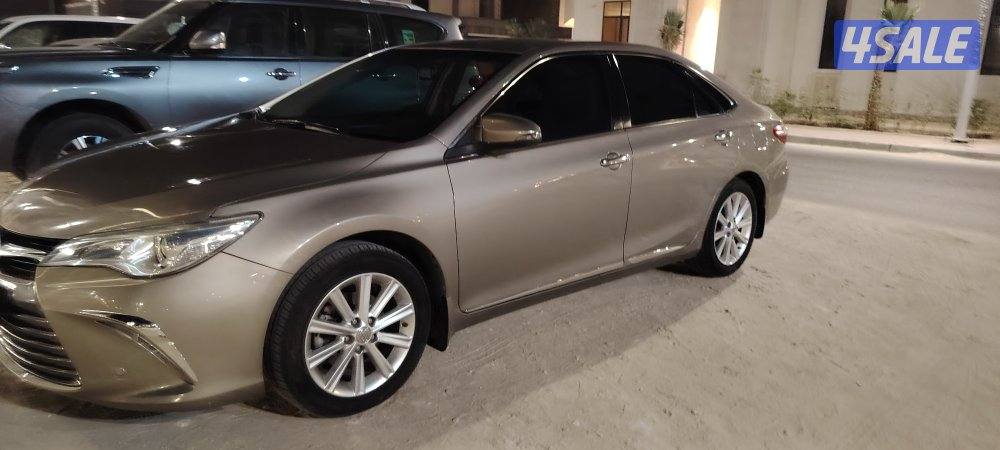 كامري ٢٠١٧ GLX فل اوبشن بدون فتحة0