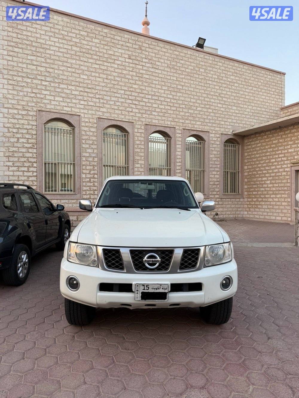 نيسان سفاري موديل 20163