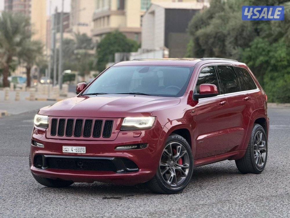 جراند شيروكي // SRT 8  // 2013  //2