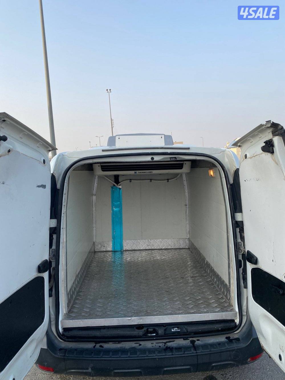 بوكس مقفل ثلاجه رينو 20203