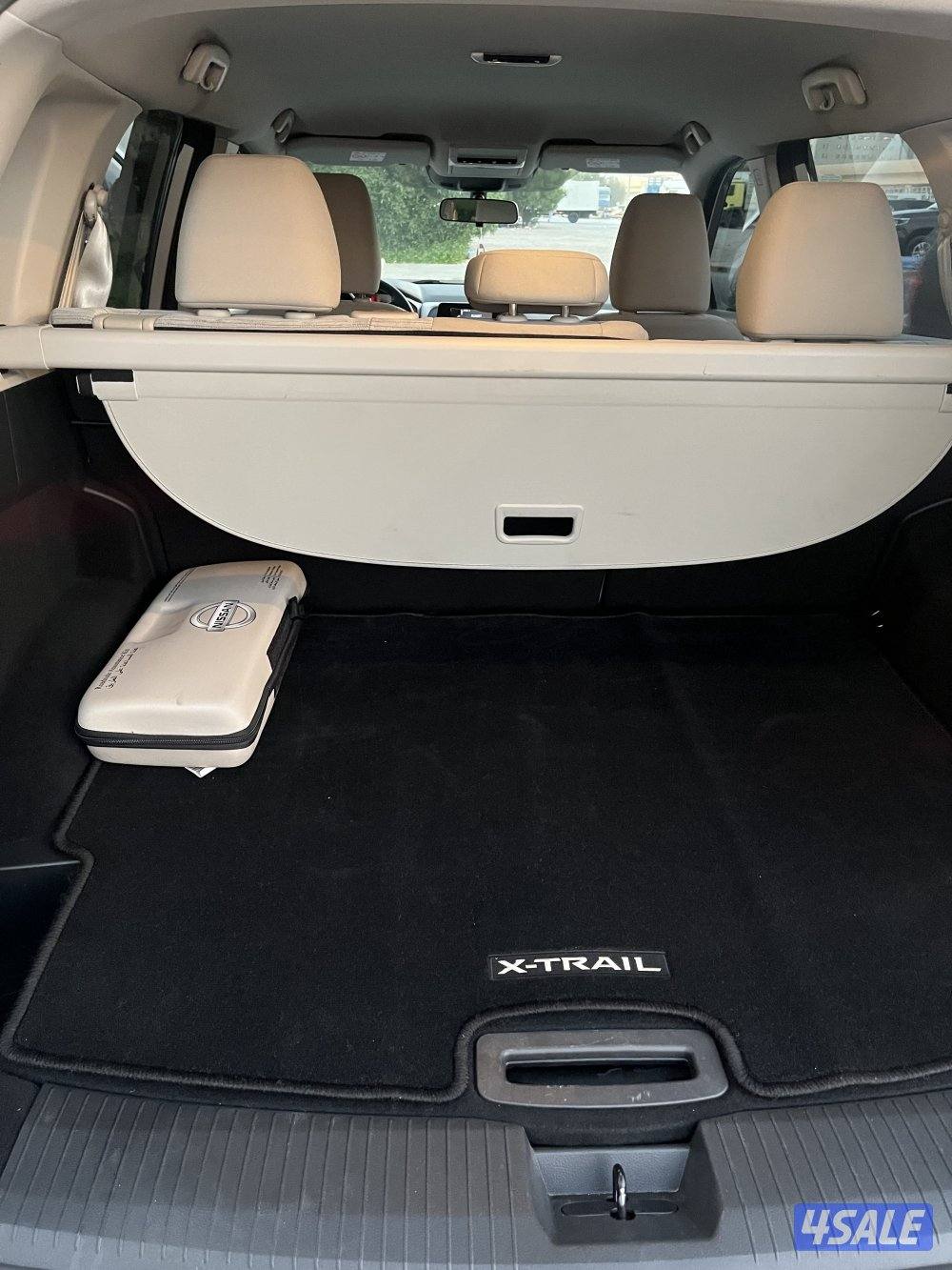 البيع جيب نيسان اكس تريل 20235