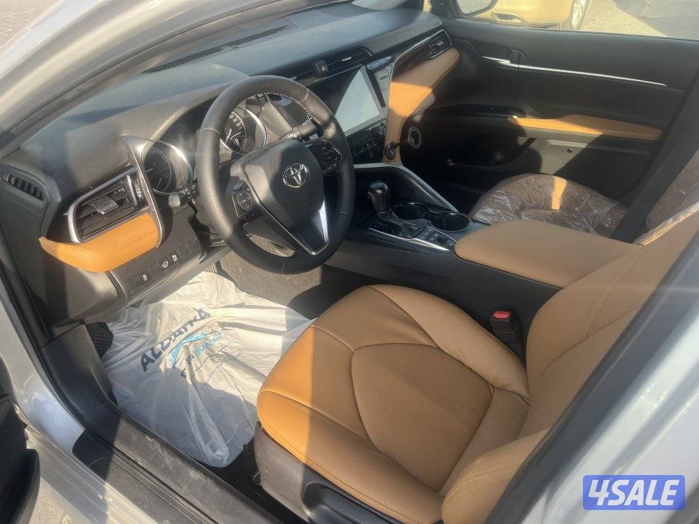 للبيع كامري هايبرد موديل 20207