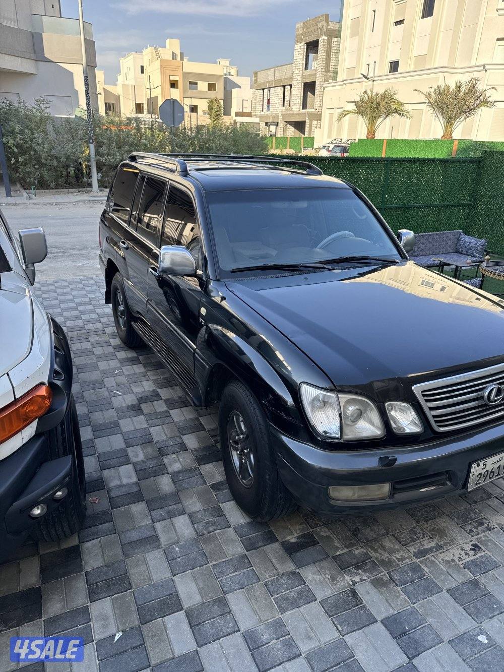 لكزس موديل ٩٩0