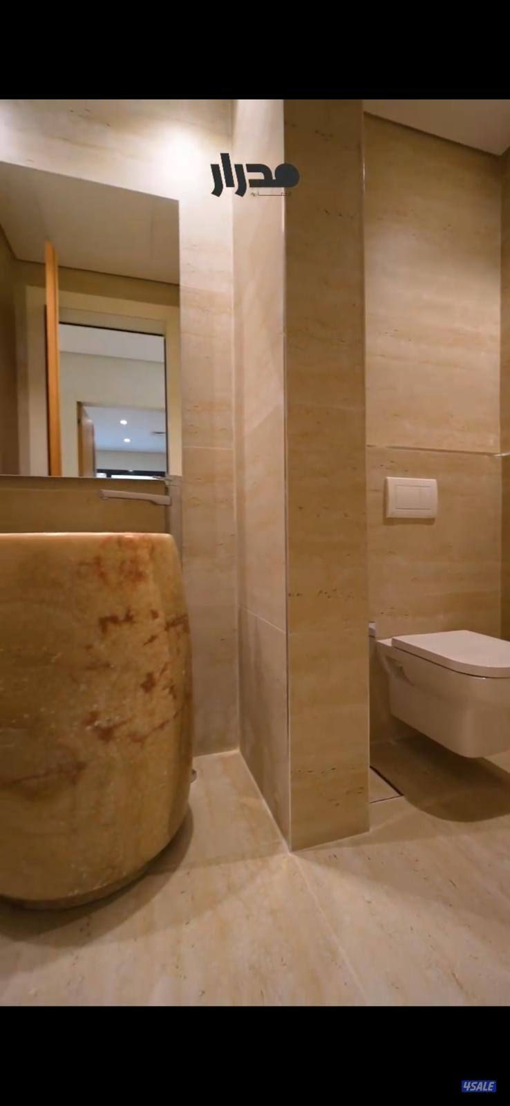 للإيجار دور أرضي في الخالدية تشطيب راقي VVIP1