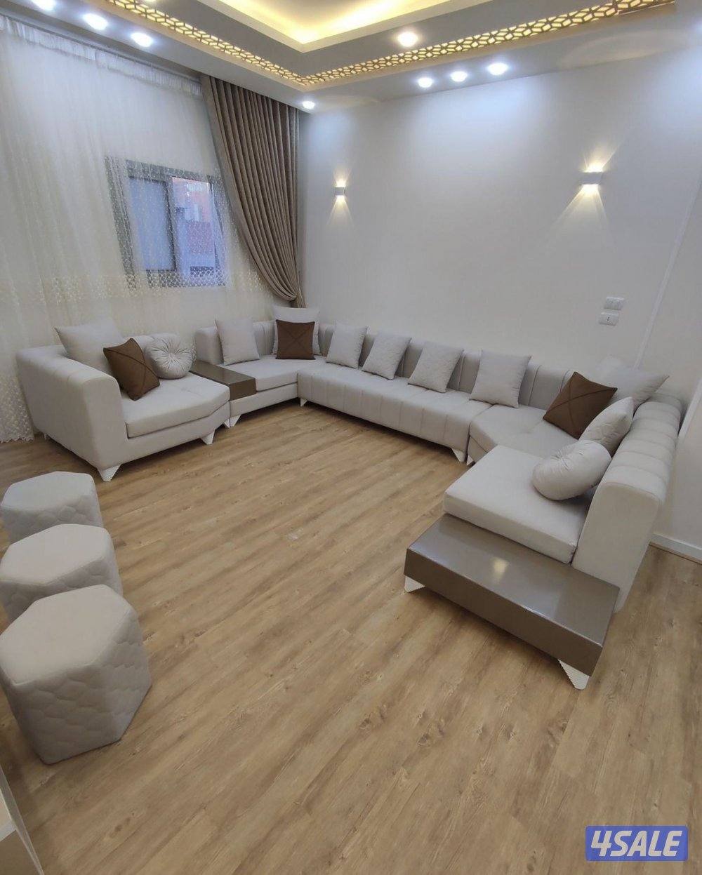 تنجيد وتفصيل كنب ديوانيات جلسات مساند وكل الستاير3