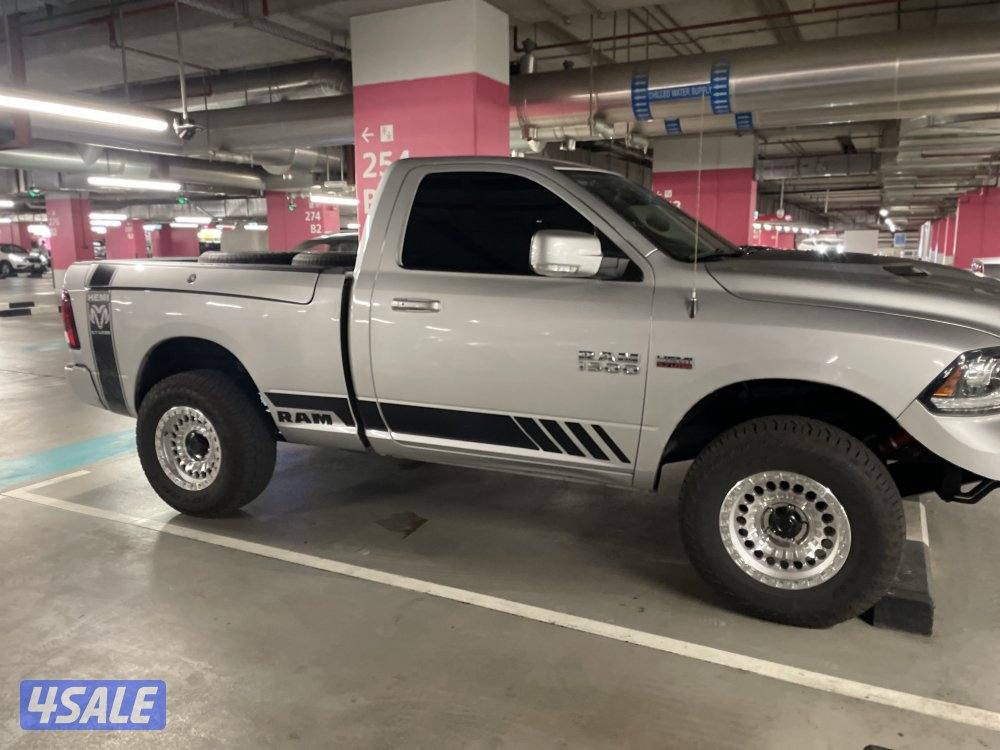 نظيف دودج رام فئة سبورت 4x4 المالك الاول ممشى قليل ٢٠١٧11