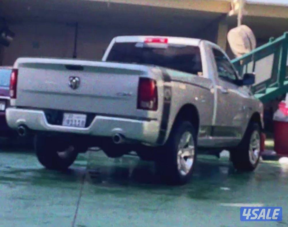 نظيف دودج رام فئة سبورت 4x4 المالك الاول ممشى قليل ٢٠١٧5