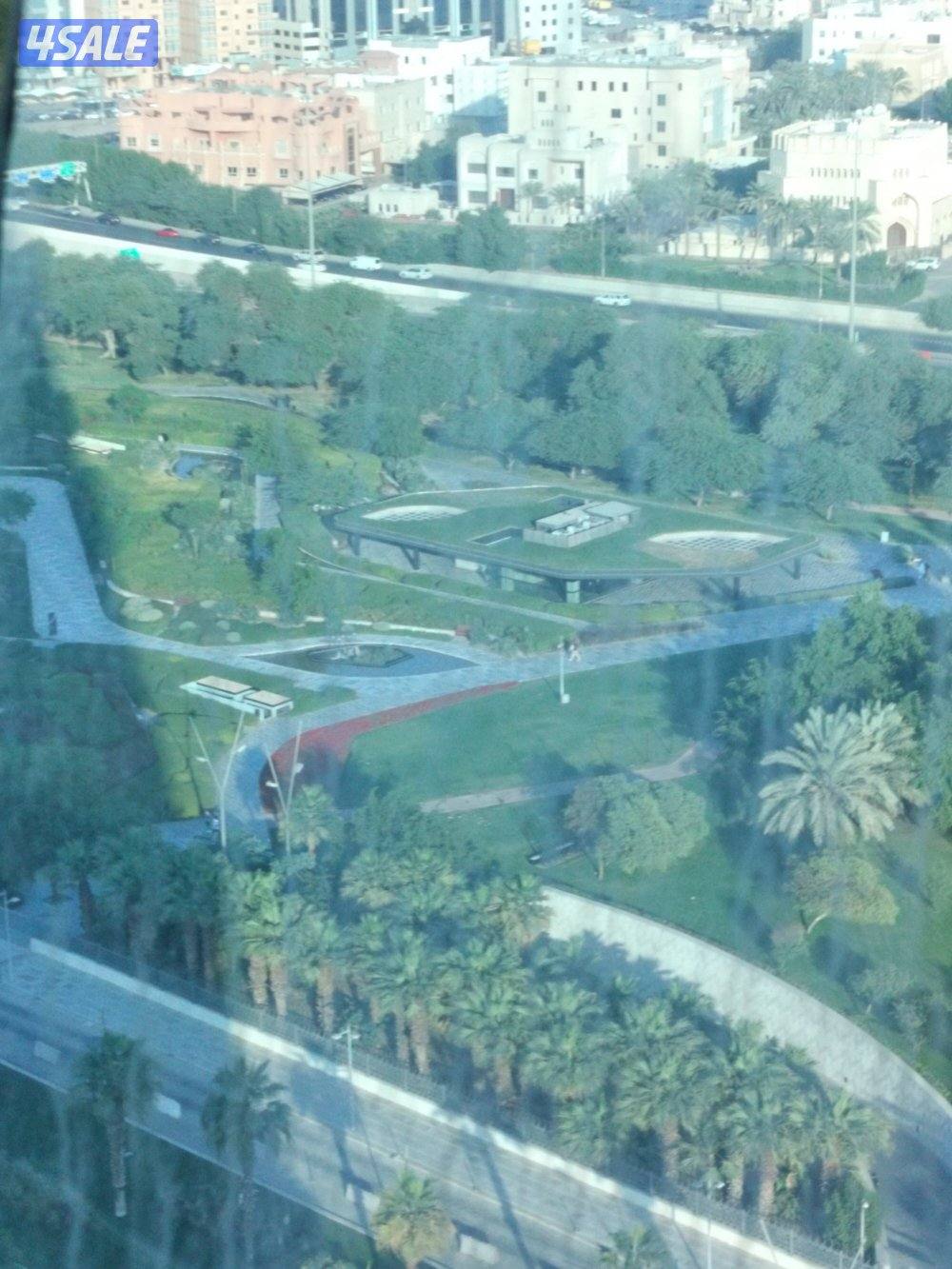 دور تجاري للايجار ف شرق مساحات ممتازه شامل الخدمات0