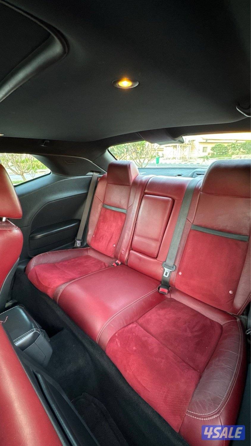 للبيع دودج تشالنجر SRT8 2013 بيعة سريعة10