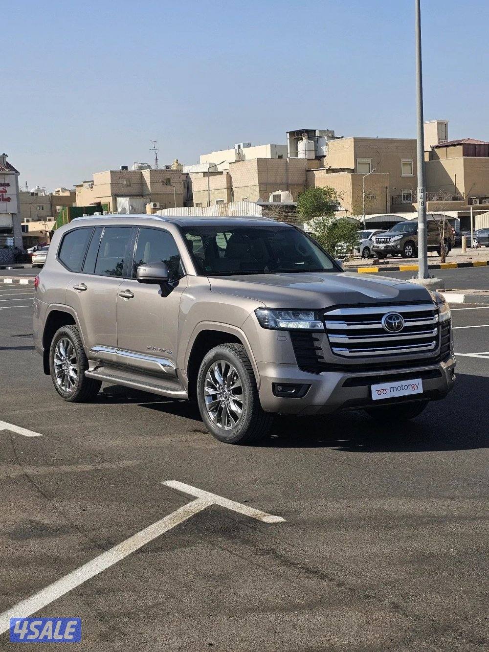 Toyota LandCruiser GXR 2022 Aero1