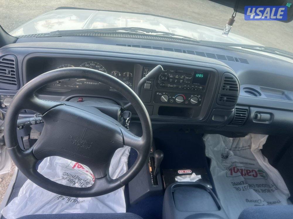 يوكن GT باب واحد1996 ماشي 219 الف بحاله فوق الممتازة  نظيف جدا2