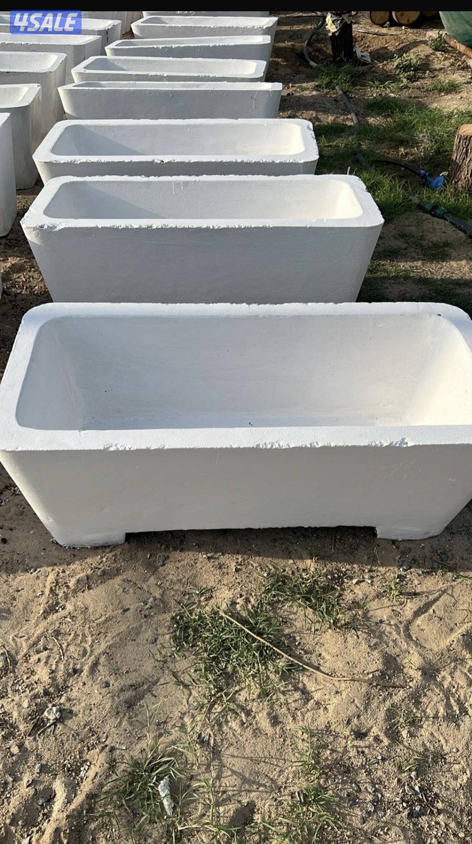 للبيع سعر فرصة احواض زهور مستطيل (اسمنتية)2