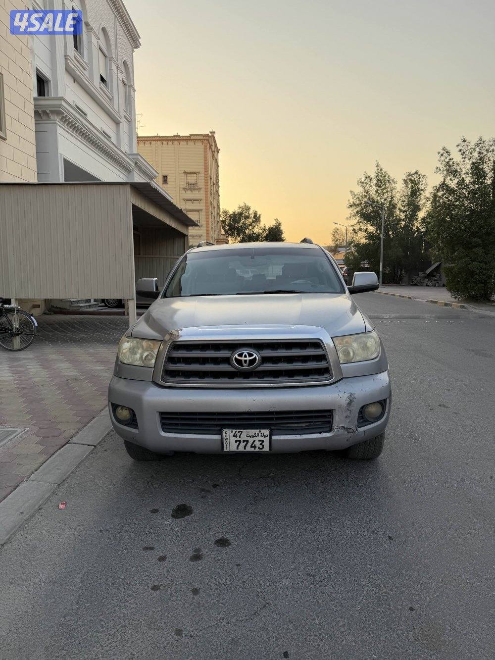 للبيع جيب سكويا 20102