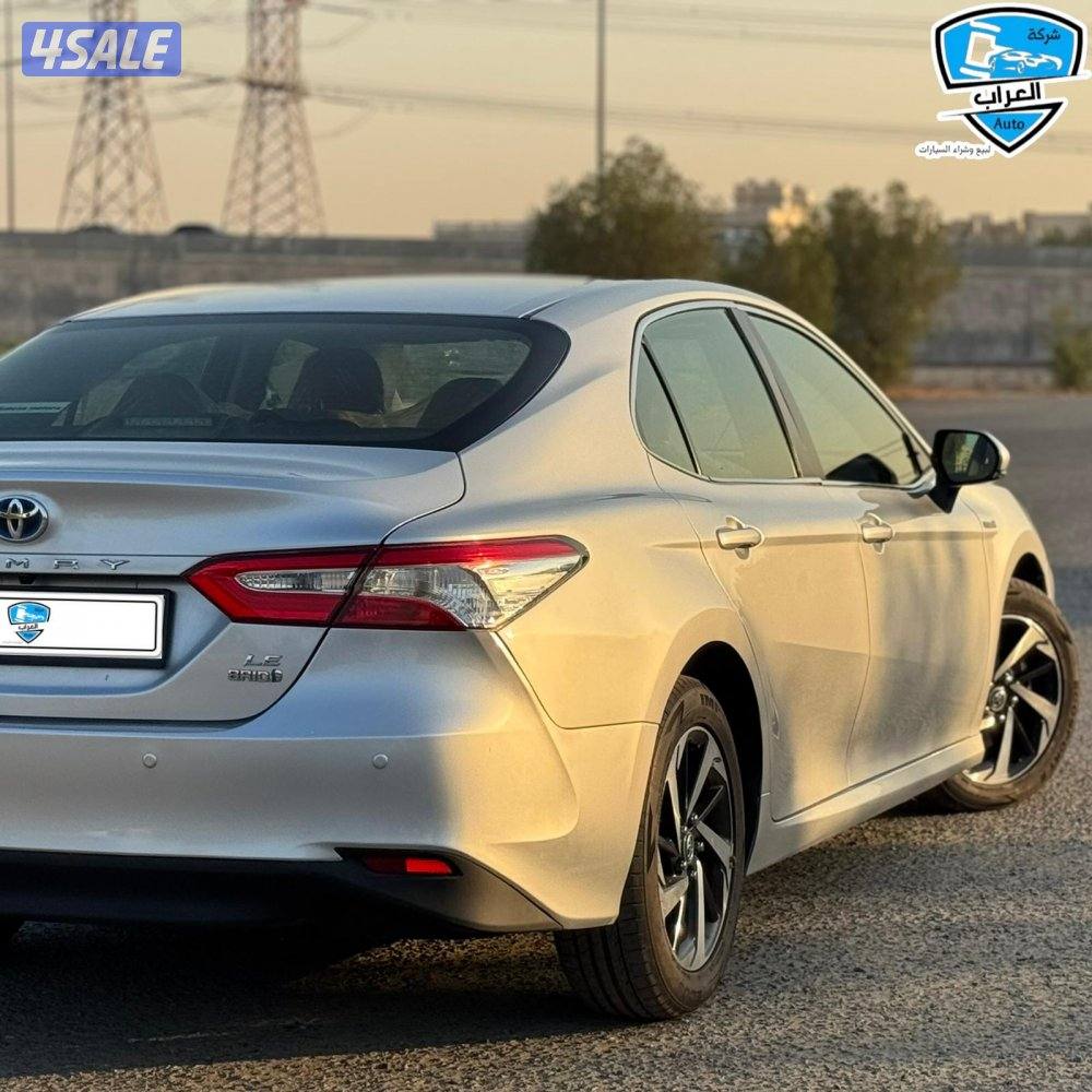 كامرى هايبرد LE 202011