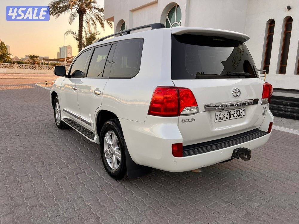 للبيع لاند GXR موديل 2015 الساير2