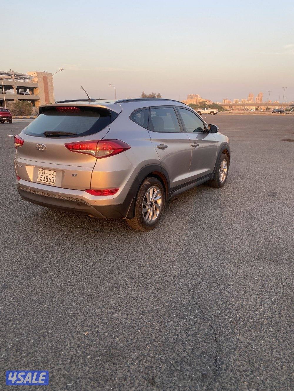 للبيع توسان4