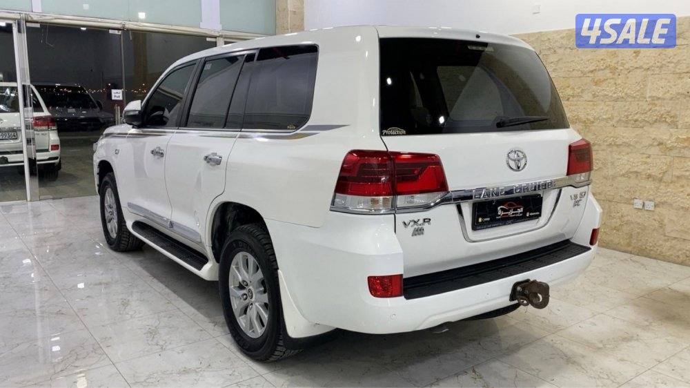 للبيع لاند كروزر VXR  20191