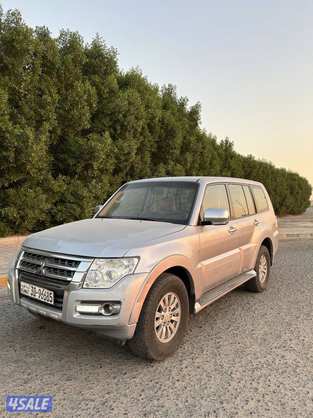 للبيع باجيرو موديل 2015 وكالة الملا0