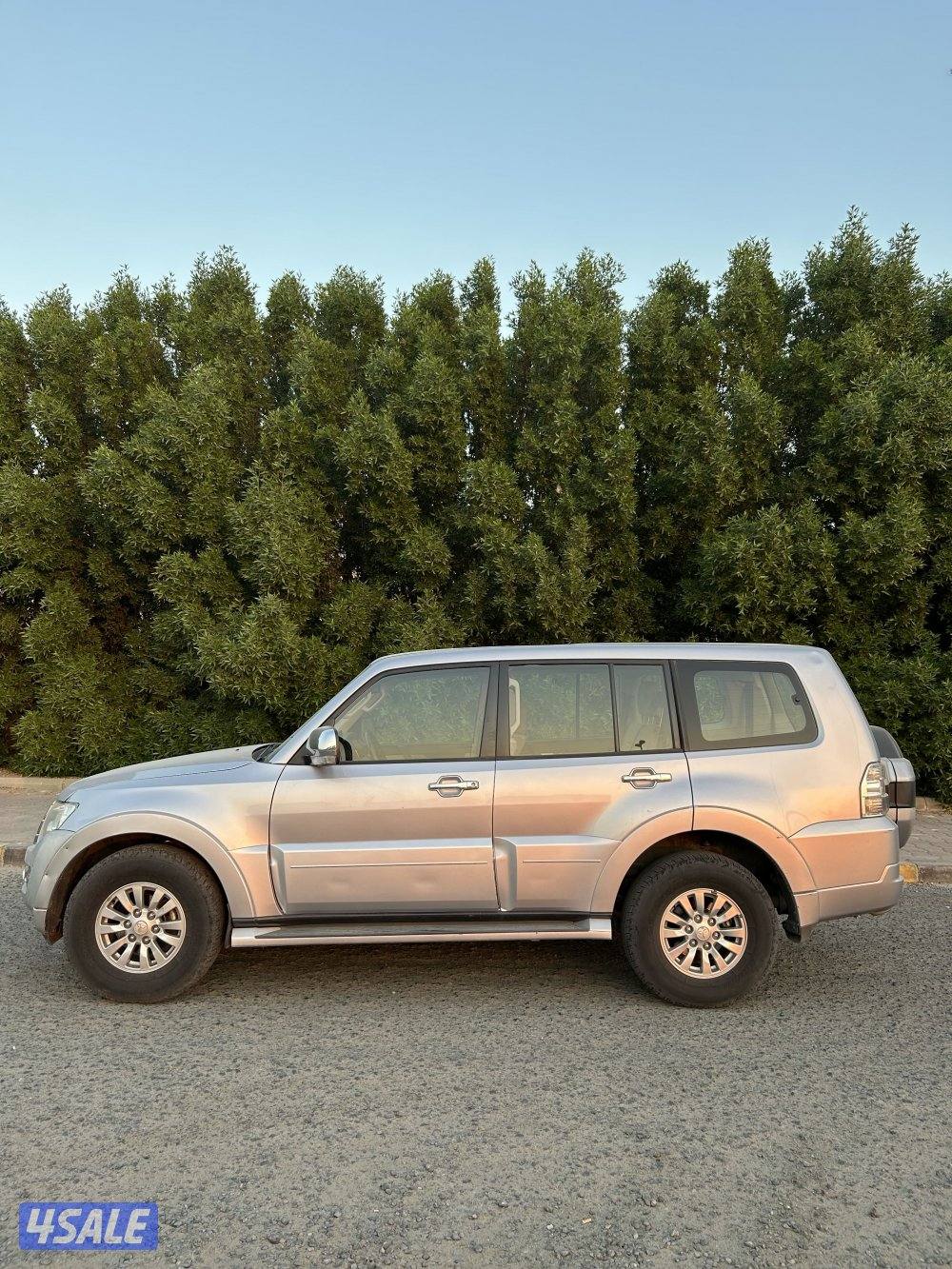 للبيع باجيرو موديل 2015 وكالة الملا2