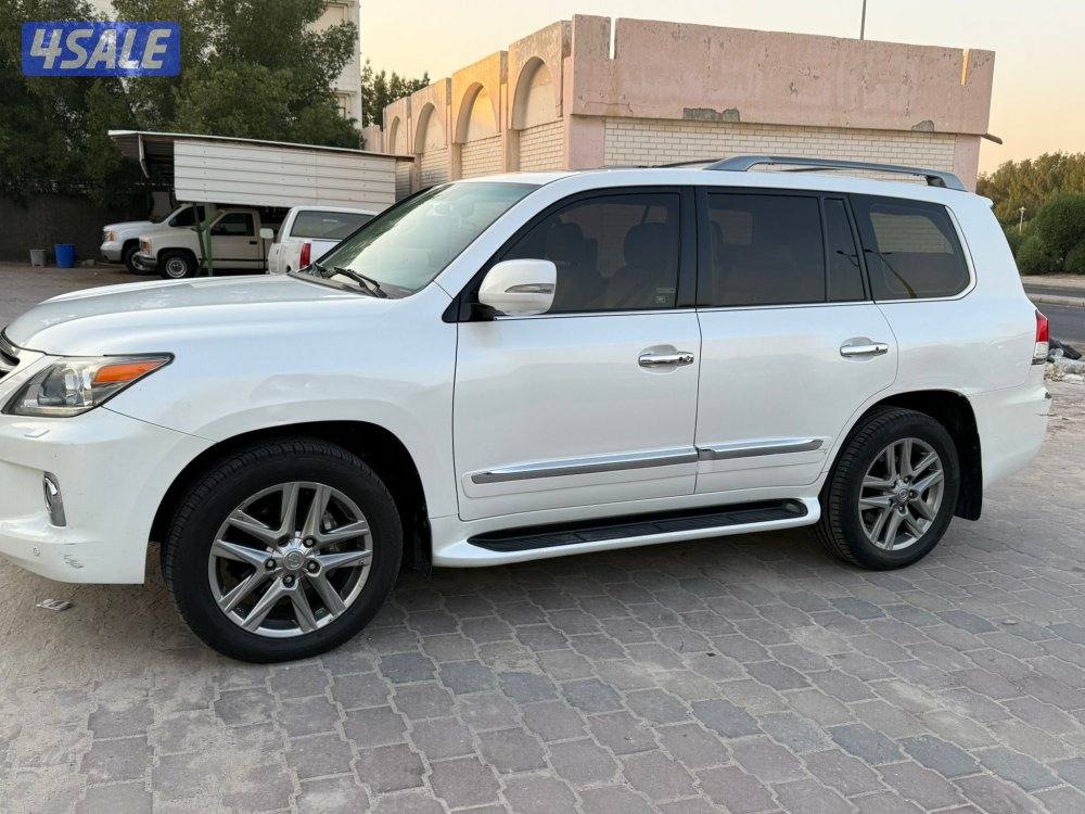 جيب لكزس الدرجه الاولى صبغ الوكاله ماعاد قطعتين2