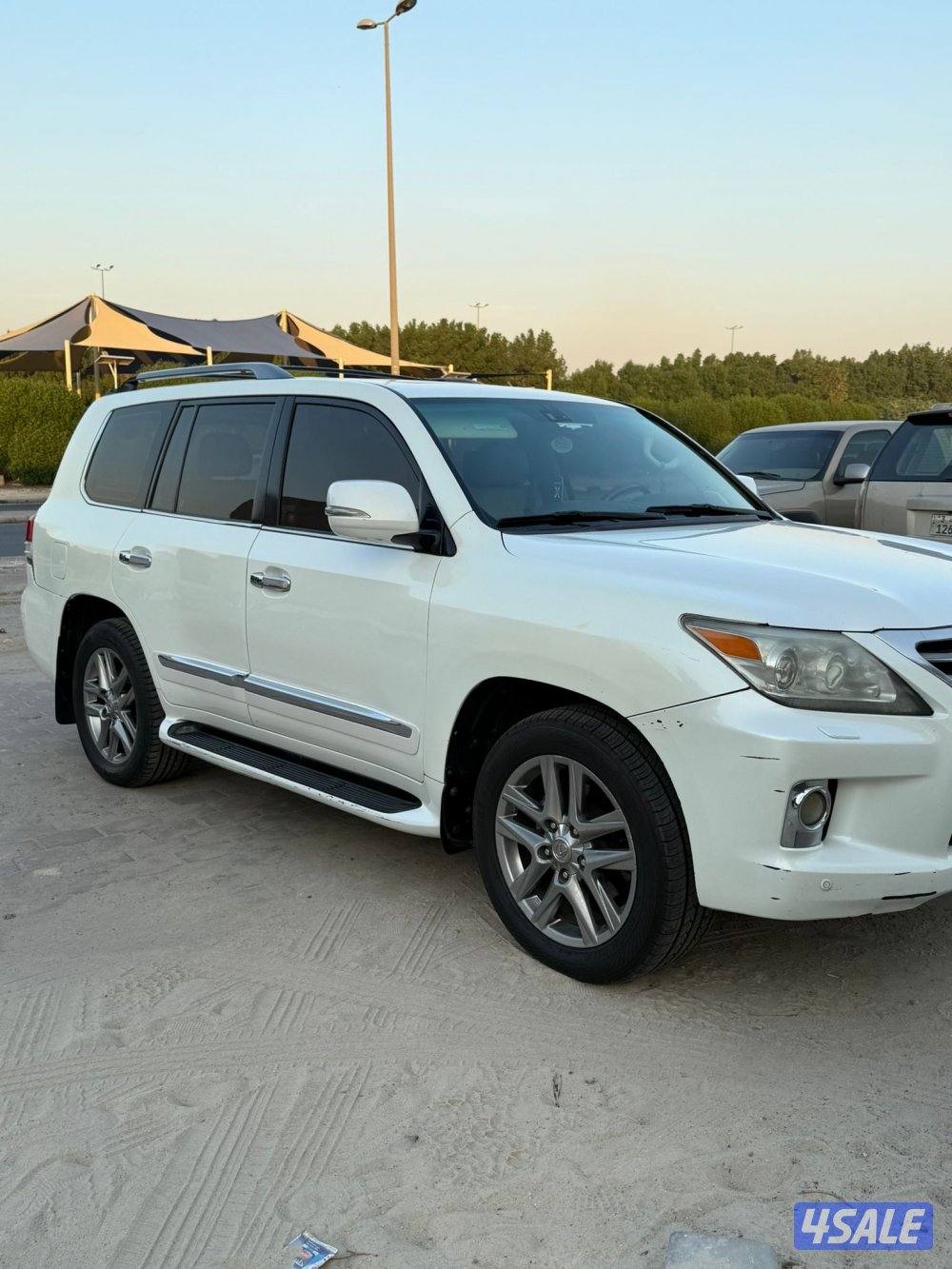 جيب لكزس الدرجه الاولى صبغ الوكاله ماعاد قطعتين4