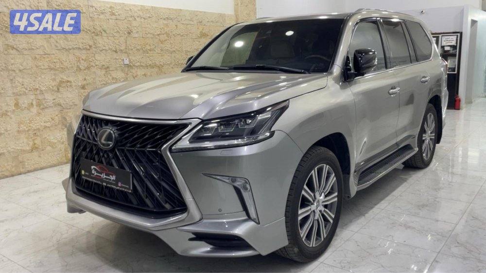 للبيع جيب لكزس 2017 صبغ الوكاله1