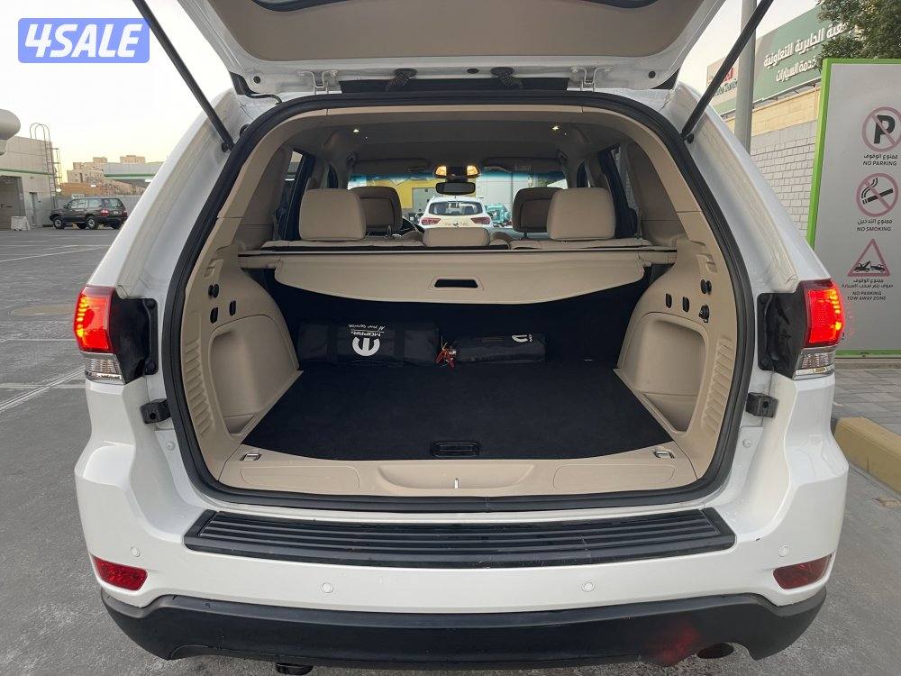 Jeep Grand Cherokee larido1