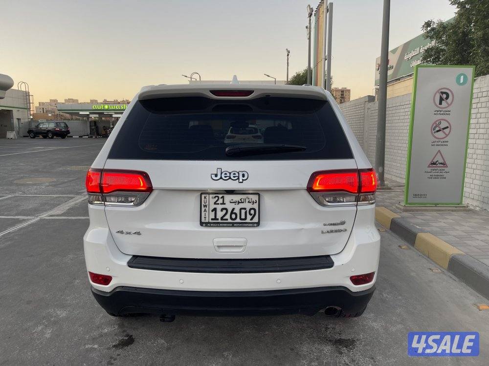 Jeep Grand Cherokee larido7