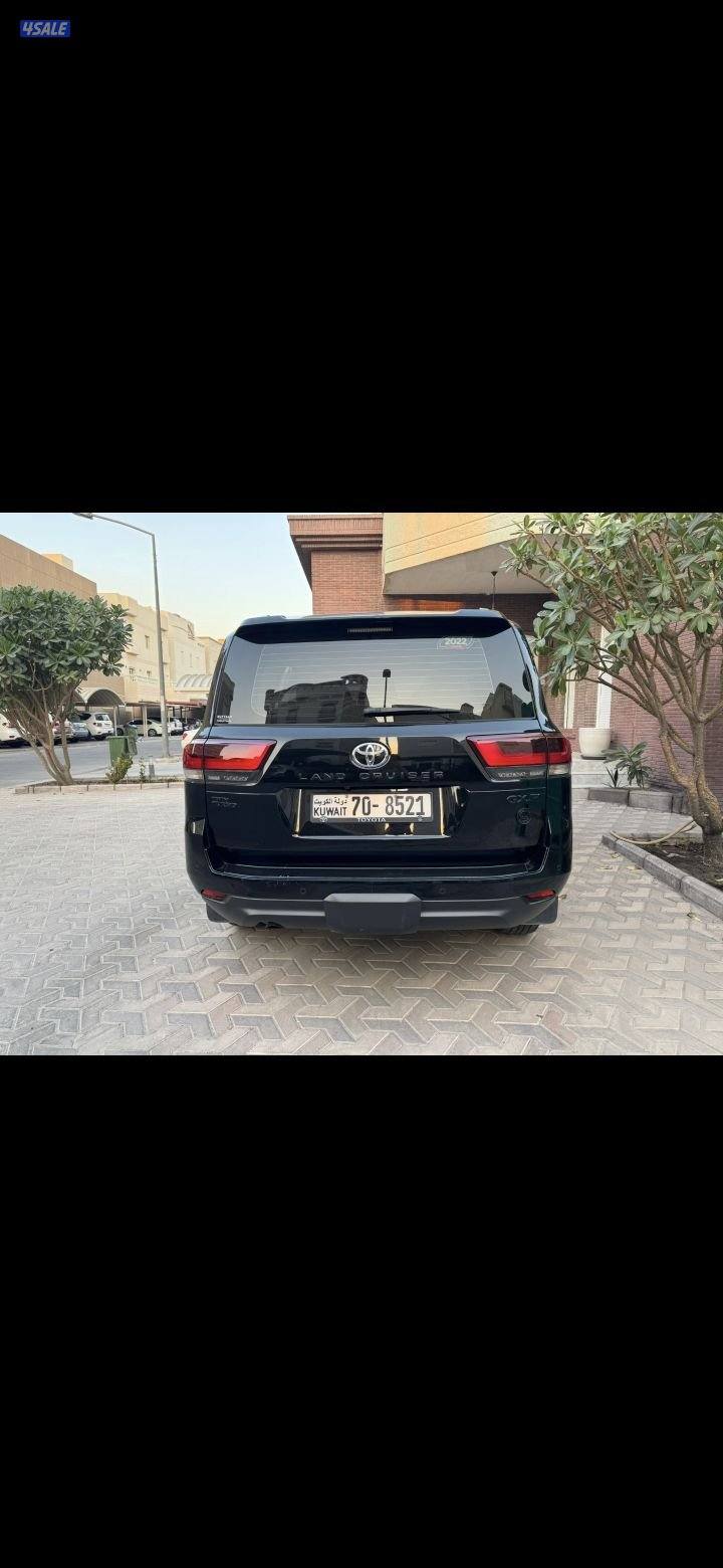 لاند كروزر تون تيربو اسود1