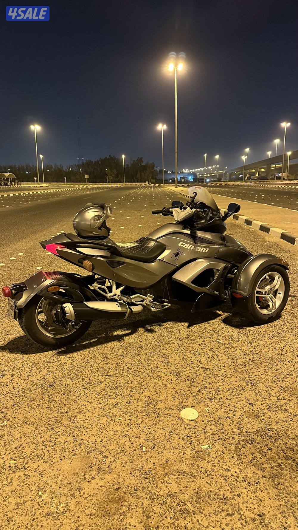 كانام سبايدر 2010 ماشي 18300 كيلو شرط الفحص1