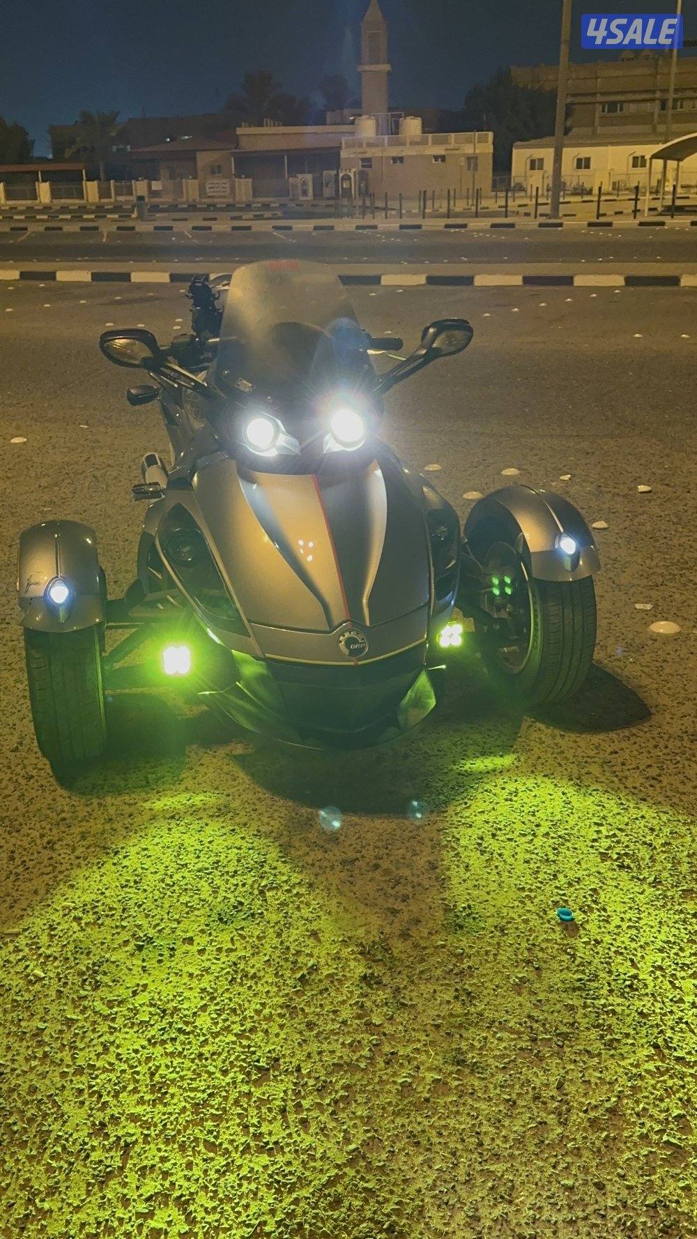 كانام سبايدر 2010 ماشي 18300 كيلو شرط الفحص5