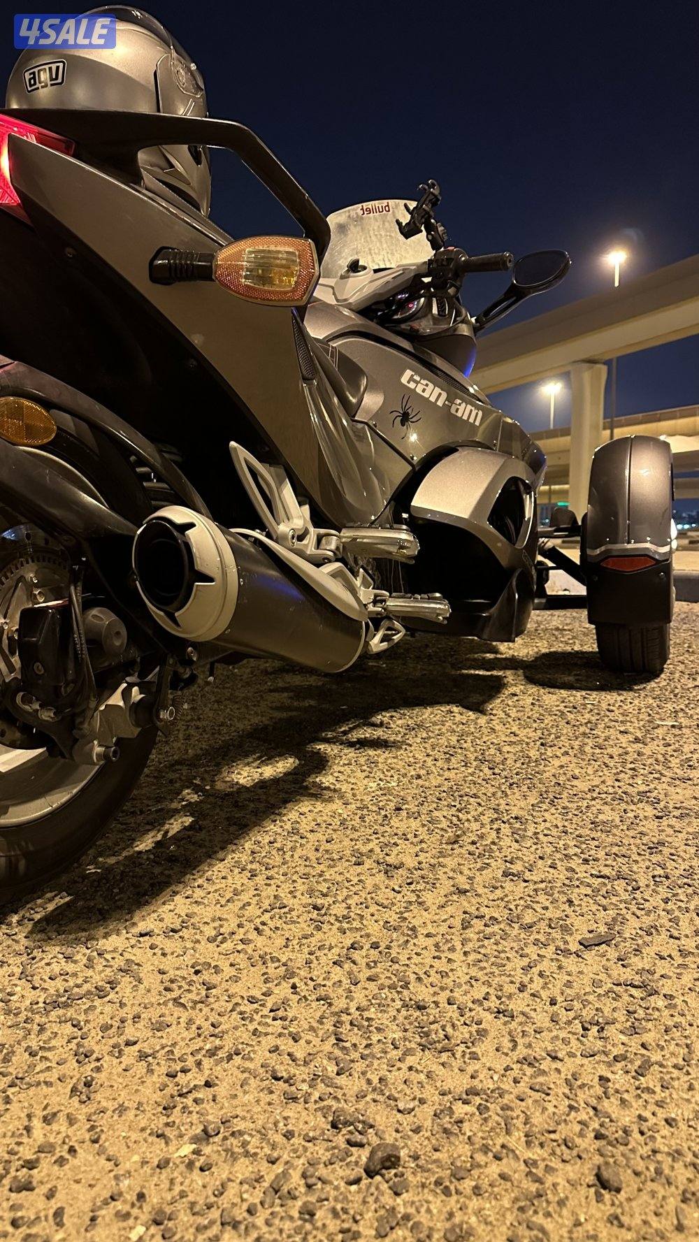 كانام سبايدر 2010 ماشي 18300 كيلو شرط الفحص6