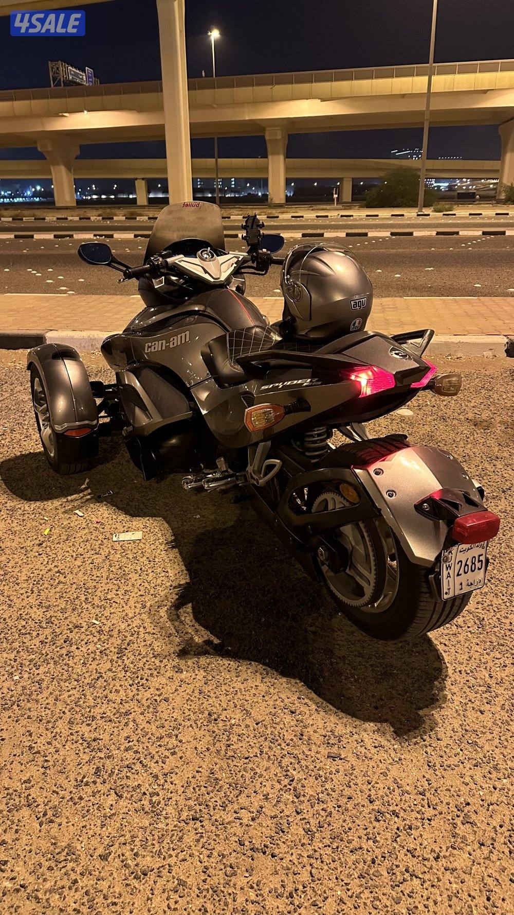 كانام سبايدر 2010 ماشي 18300 كيلو شرط الفحص7