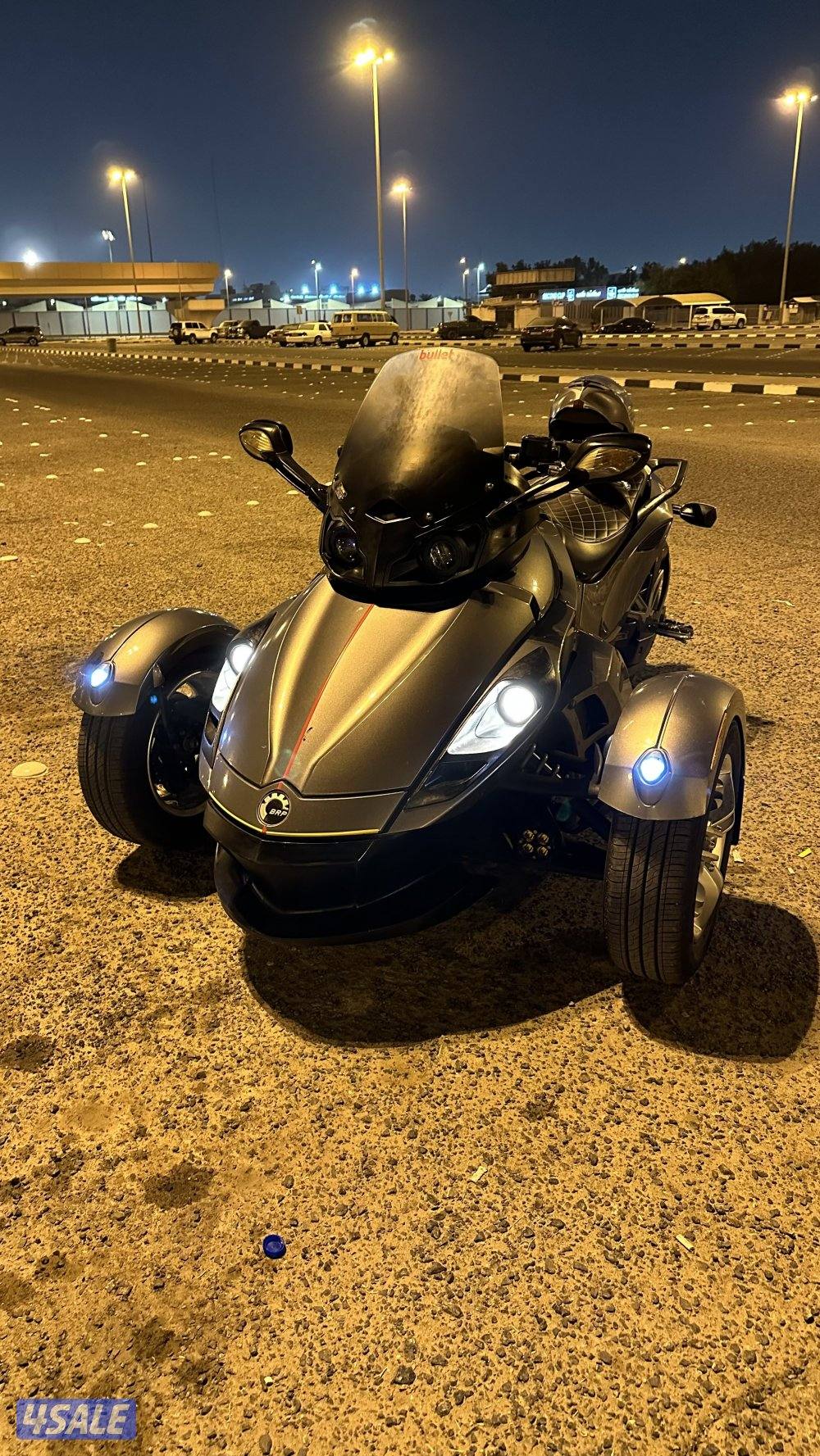 كانام سبايدر 2010 ماشي 18300 كيلو شرط الفحص8