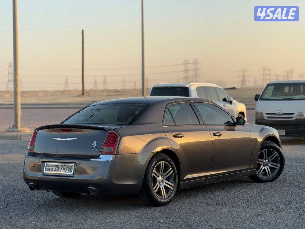 كرايزلر همني 20133