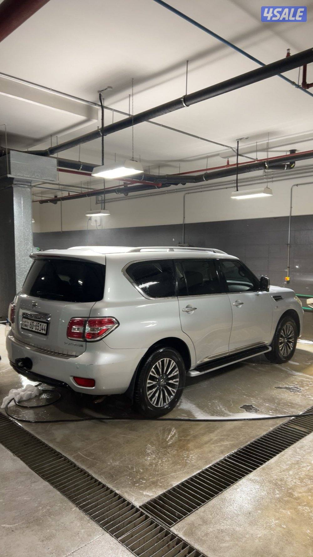 للبيع جيب نيسان باترول بلاتينيوم ستي حجم 320 موديل (2014)3