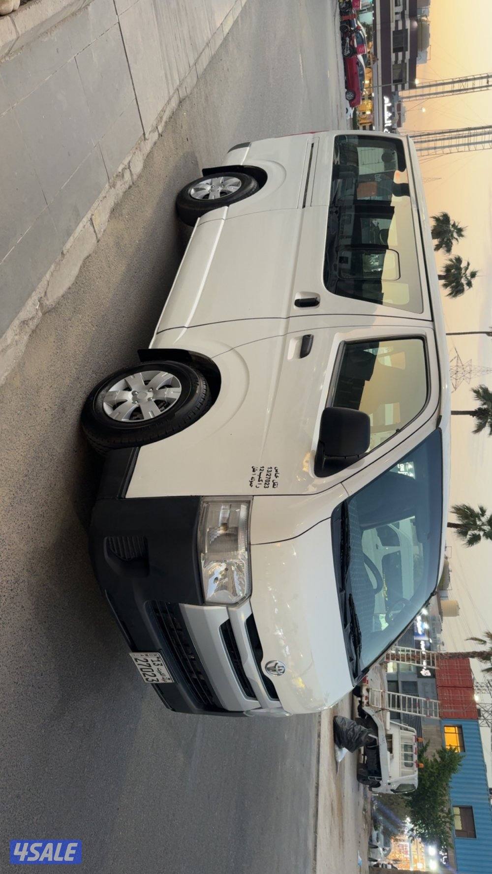 باص هياس 2015 بحالة نظيفة1