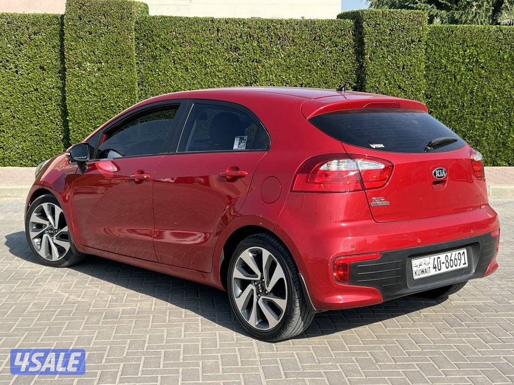 للبيع كيا ريو 2017 ماشي ٥٤ الف شرط الفحص صبغ الوكاله0