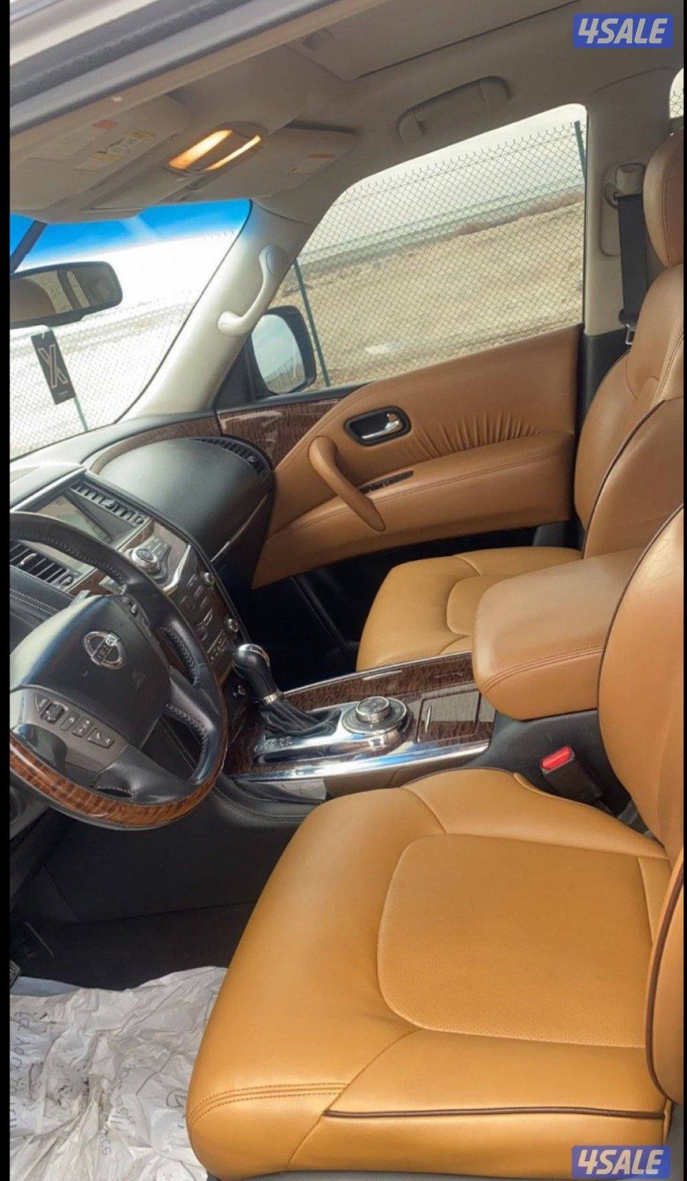 للبيع جيب نيسان باترول بلاتينيوم ستي حجم 320 موديل (2014)6