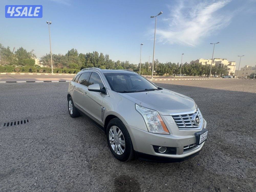 كاديلاك جيب STX  موديل 2013 بحاله ممتازه11