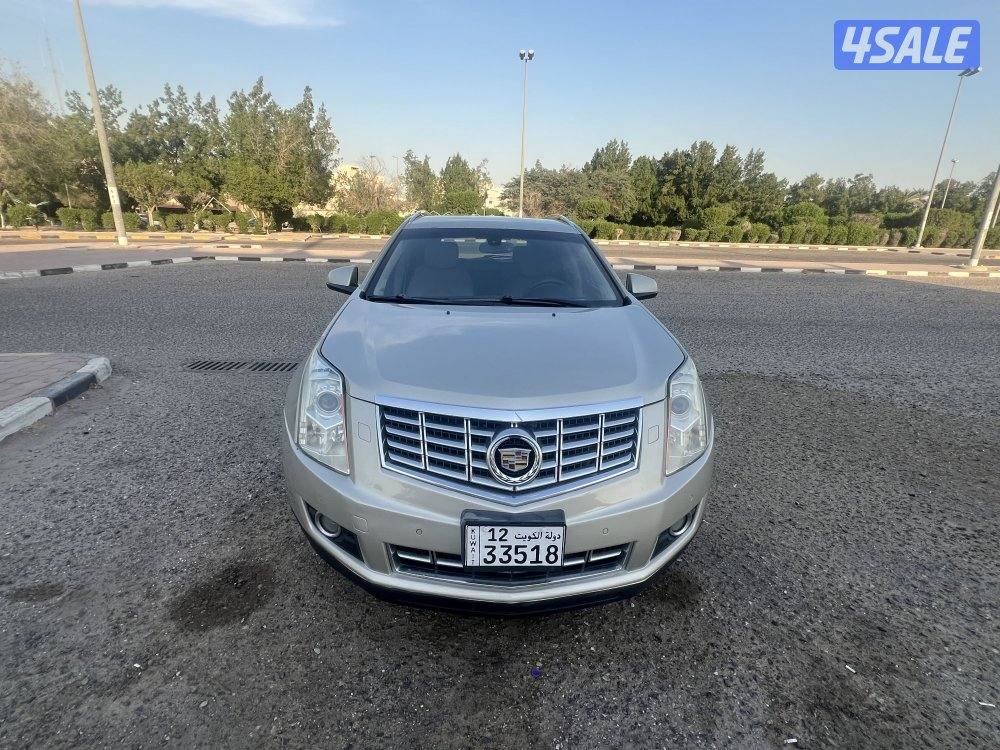 كاديلاك جيب STX  موديل 2013 بحاله ممتازه12