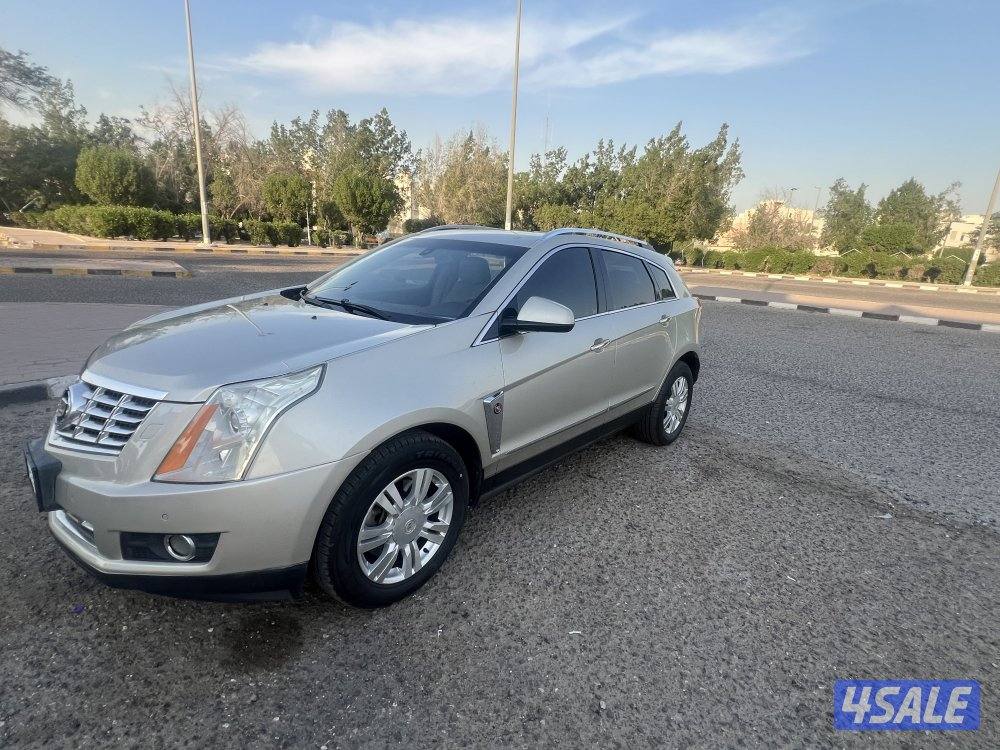 كاديلاك جيب STX  موديل 2013 بحاله ممتازه13