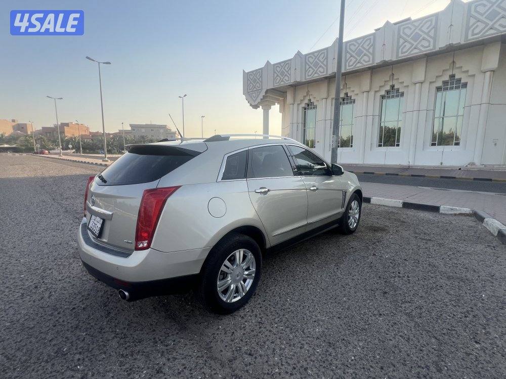 كاديلاك جيب STX  موديل 2013 بحاله ممتازه15