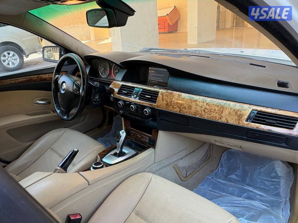 BMW 523i 20095