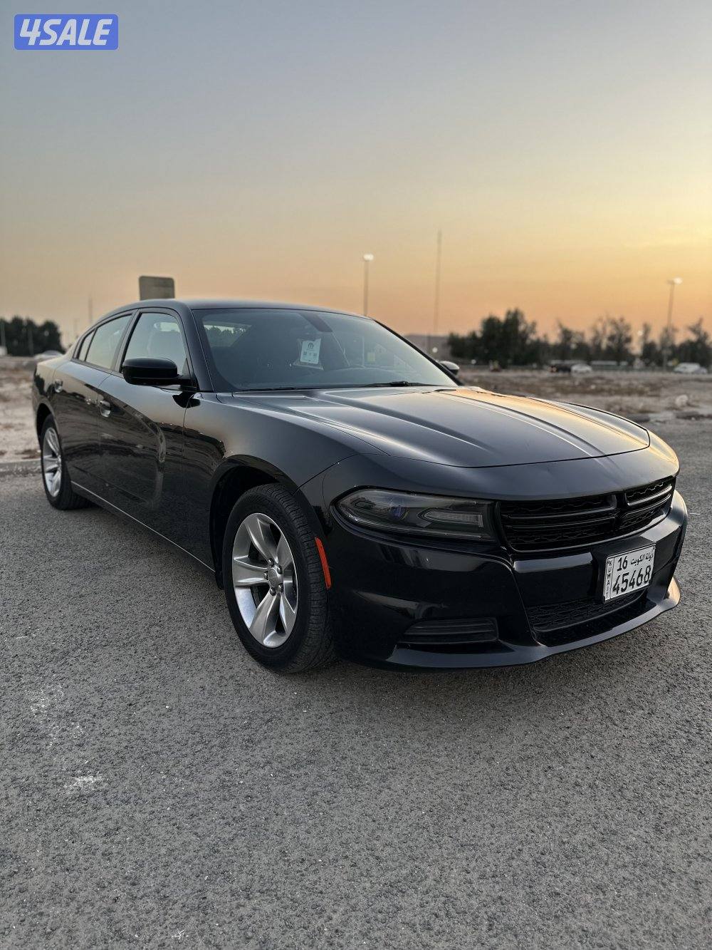 للبيع شارجر موديل2018 ماشي70 الف حالة وكالة4