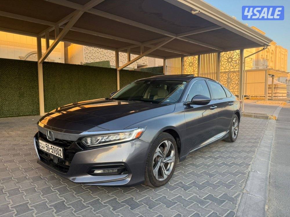 للبيع هوندا اكورد 2019 وارد الوكاله بحاله1