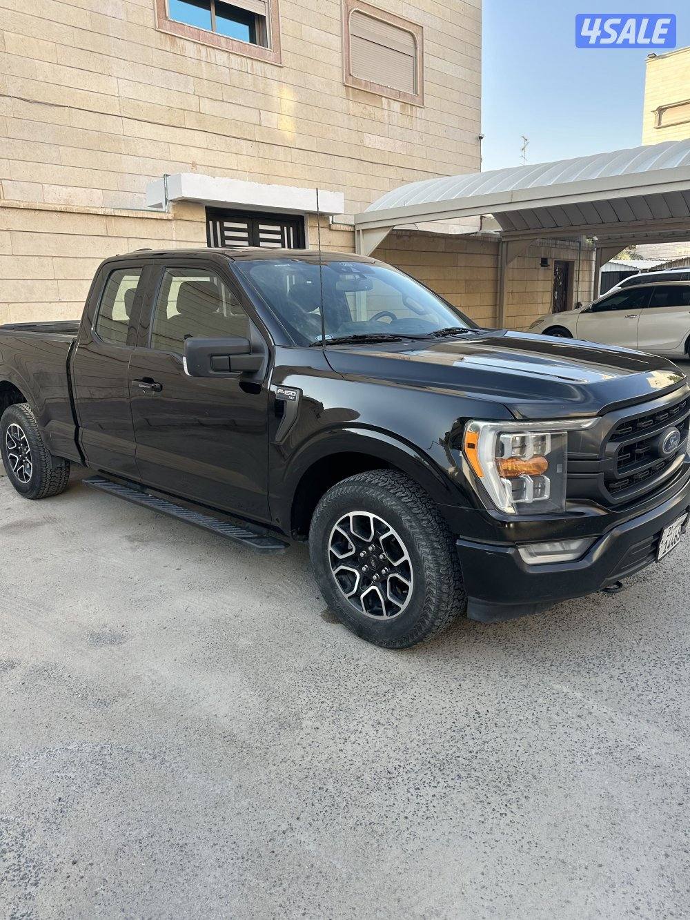 للبيع وانيت F1502