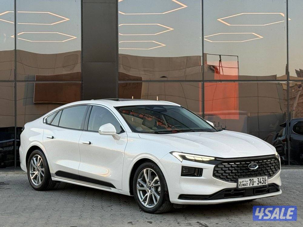 FORD TAURUS _ 2023 صبغ الوكالة0